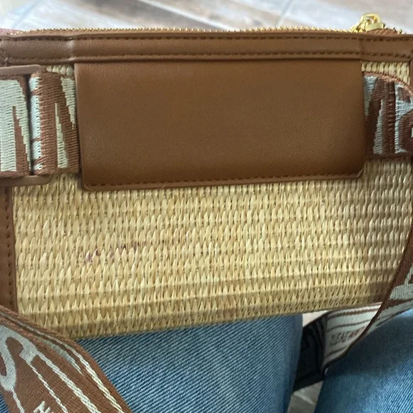 Steve Madden Belt Bag - Picture 3 of 4